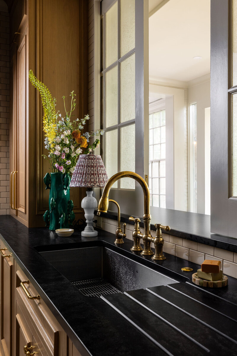 custom butlers pantry