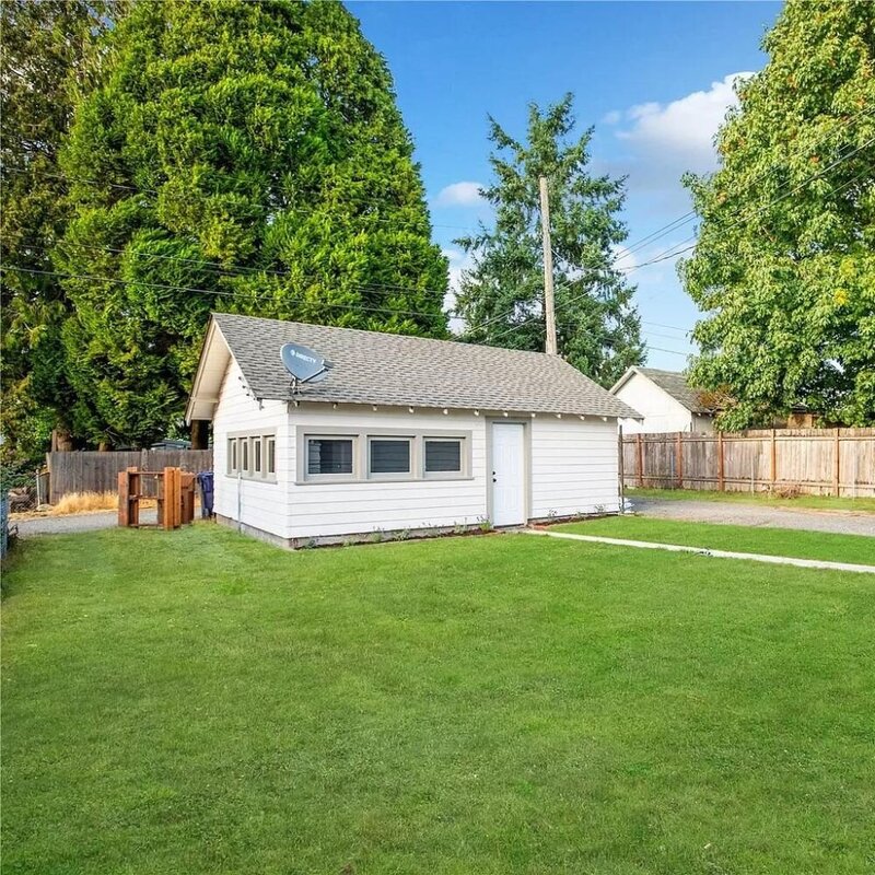 435 E 64th Street, Tacoma, WA 98404 (17)