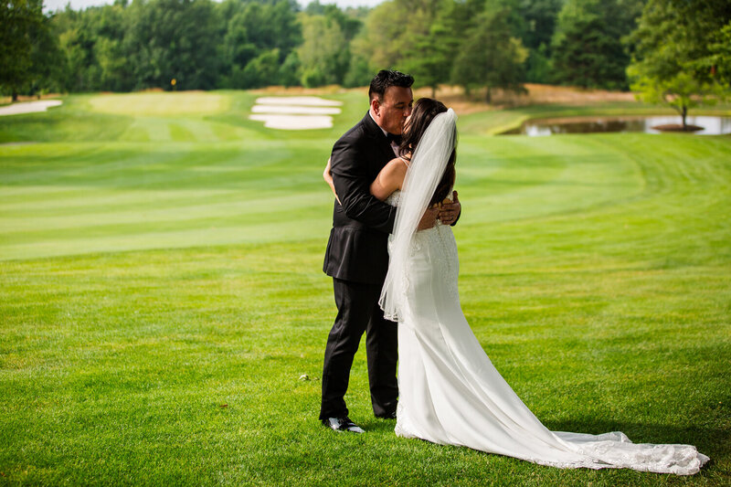 Erie-Pa-Wedding-Photography-Lakeview-Country-Club-Wedding-3-2