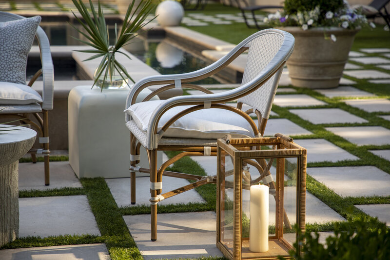 Bring sophistication to your outdoor space with our classy furniture.
