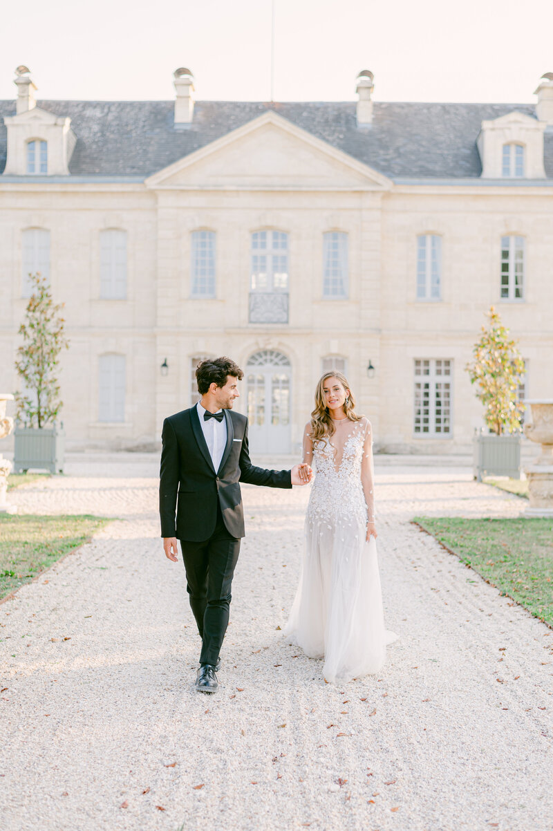 wedding in France Chateau wedding ideas6