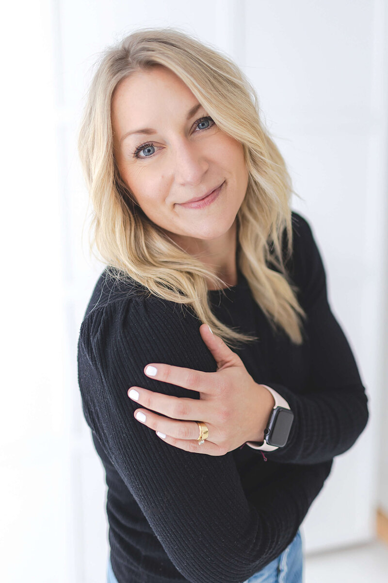 Lyndseylew Photography headshot in Denver, Colorado