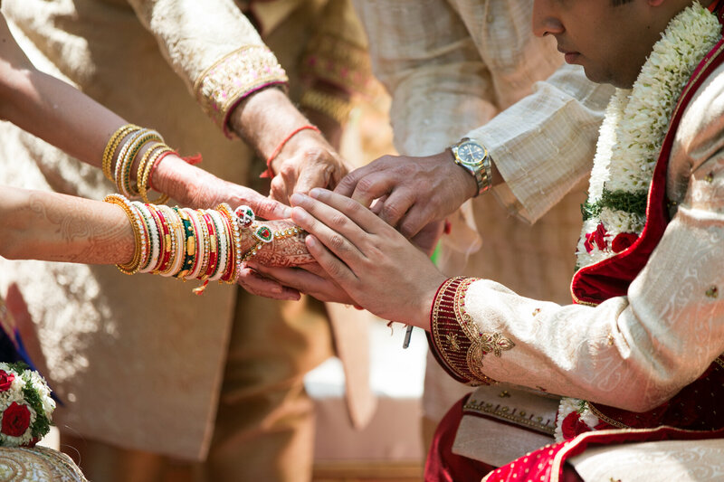 indian-hindu-pleasantdale-chateau-weddings-photography-by-images-by-berit-2851