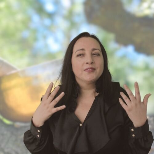 Liliana Pinto . Mentora de desenvolvimento pessoal e relacionamentos felizes