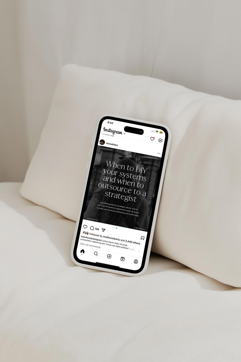 Tessa-Social-Mockups17