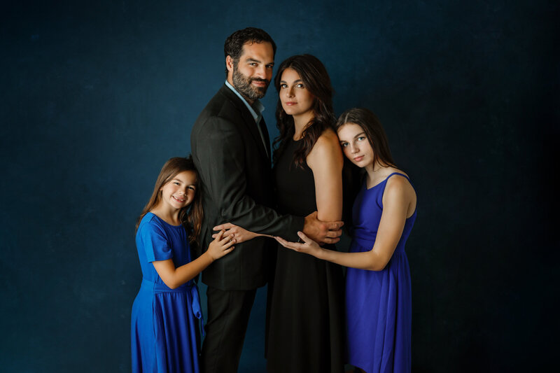 Family-four-daughters-blue-formal-portraits-Janesville-Wisconsin