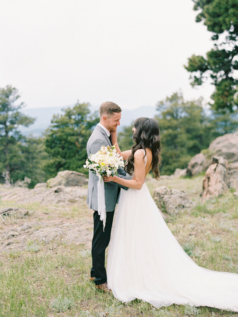 6-ally-bobby-fine-art-photography-mountain-wedding-denver-film