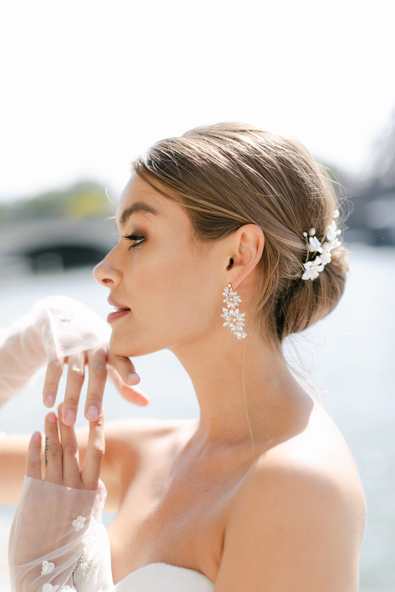 bridal-details-untamed-petals-earrings