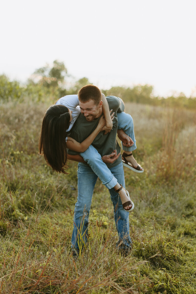 Jessica Frigge Photography is a Green Bay Engagement Photographer