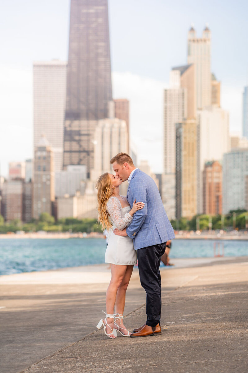 chicago-sailboat-engagement-session (25)