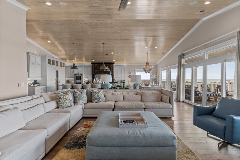 Luxury-Holden-Beach-Rentals-WI-Upper-level-Ocean-Front43