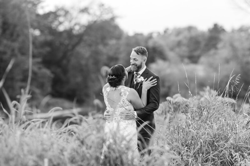 farmin-bettys-wedding-wisconsin-the-paper-elephant-0044