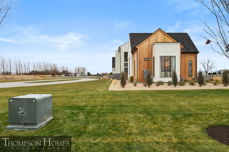 Thompson-Homes-Chateau-Moderne-Meridian-Custom-Home-Builder-133