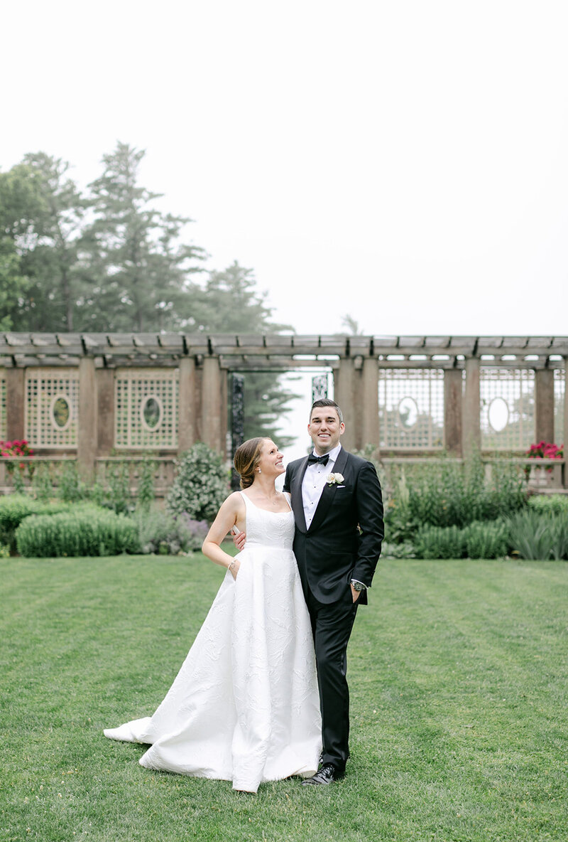 wedding-gown-with-pockets