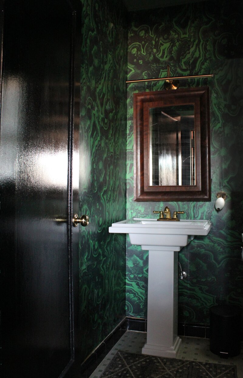 Oxford green bathroom with wallpaper