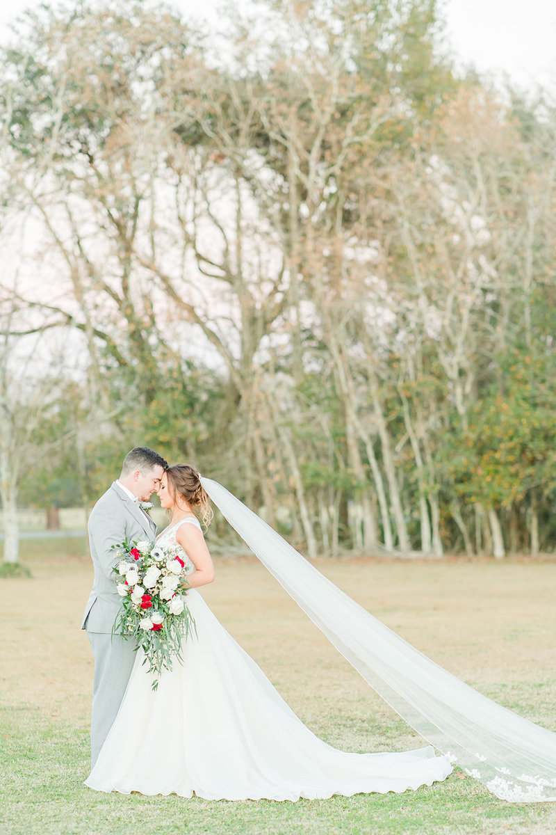 Warehouse-Event-Center-Rayne-Wedding-Photographer_30