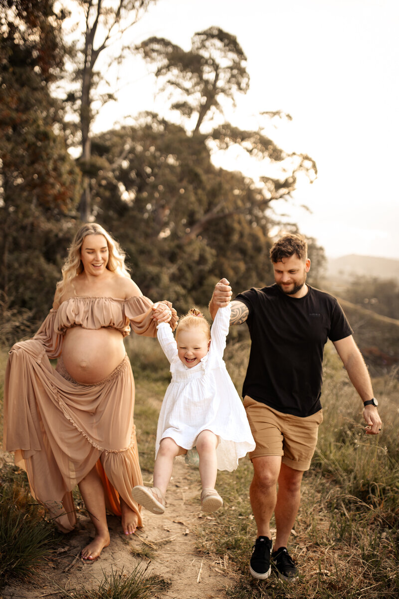 Napier Photographer Photography Hawkes Bay Newborn Family Outdoor Maternity
