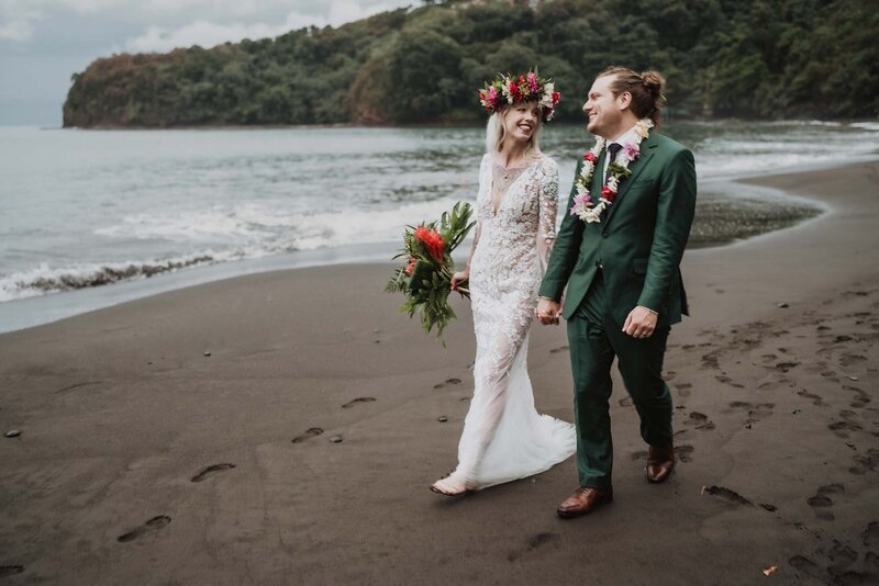 Destination Tahiti Honeymoon Photographer and Weddings