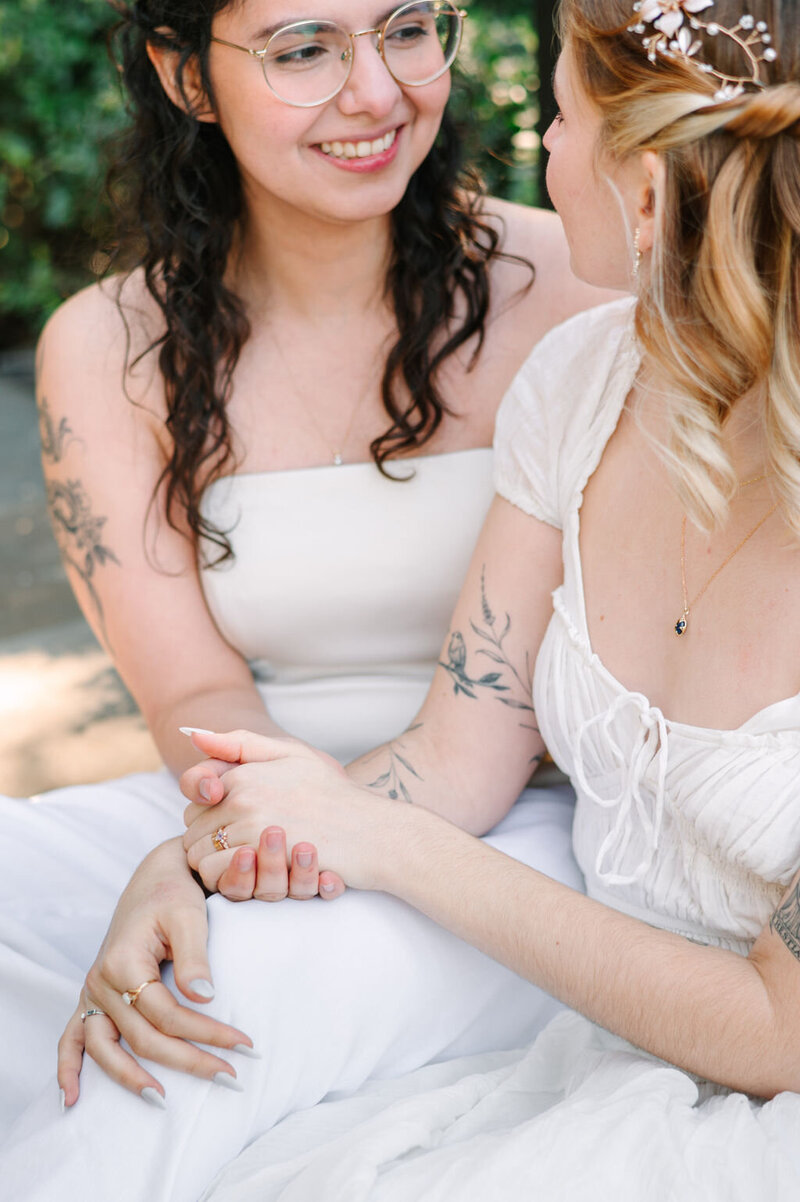 allisonbolinphoto-Dallas-Arboretum-LGBTQ-Elopement-3