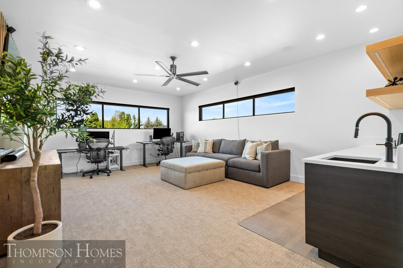 Thompson-Homes-Stillwater-Modern-Prairie-Eagle-Idaho-Custom-Home-Builder-126