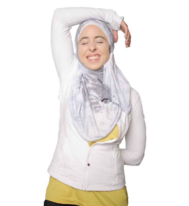 Fitness hijabi coach Hanan posing with a cheesy smile