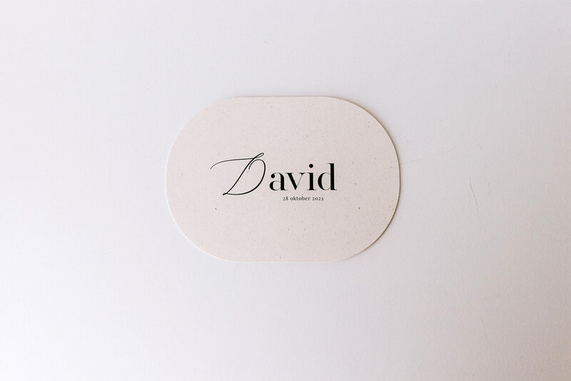 Geboortekaartje-vibers-papier-stansvorm-David-donkergroen-ovaal