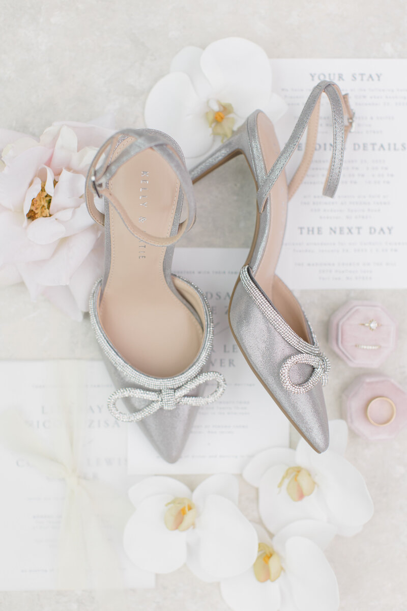 Oliver Wedding Sneaks - Emily Kirsten Photography 002