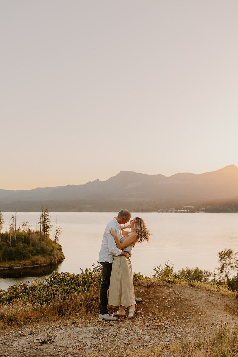 danielle-daniel-engagement-photos-taylorraephotofilm-98