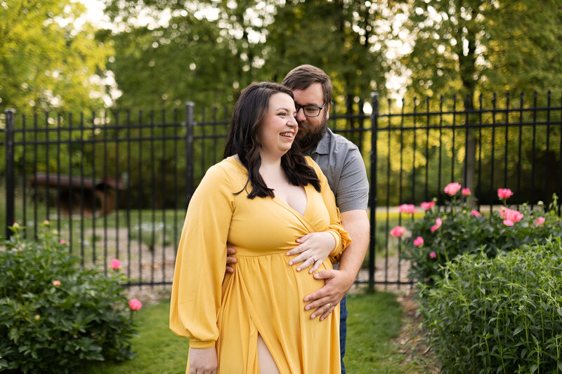 Hartwood Acres Mansion Maternity Session by Pittsburgh Family Photographer Catherine Acevedo
