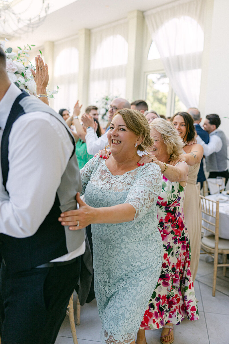 Hannah-Lewis-Wedding-Preview-48