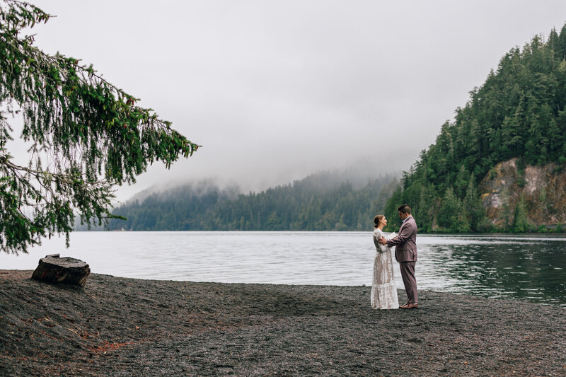 Lake-Crescent-Olympic-National-Park-elopement-photographer-5