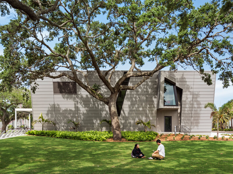 Sweet Sparkman Architecture Ringling College Basch Visual Art Center Landscape 7