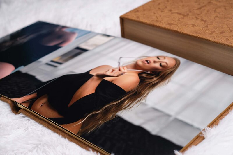 prints-and-products-sortie-boudoir