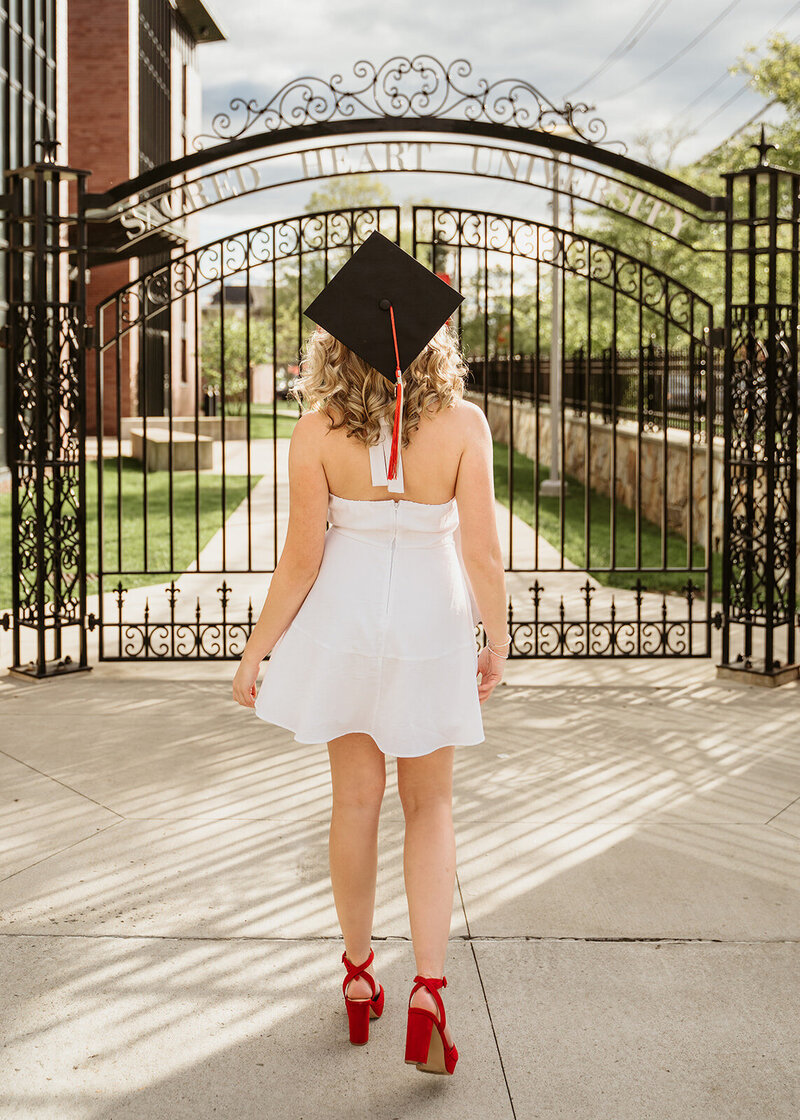 graduation portrait photographer at sacred heart in connecticut by Sara McIngvale Photography