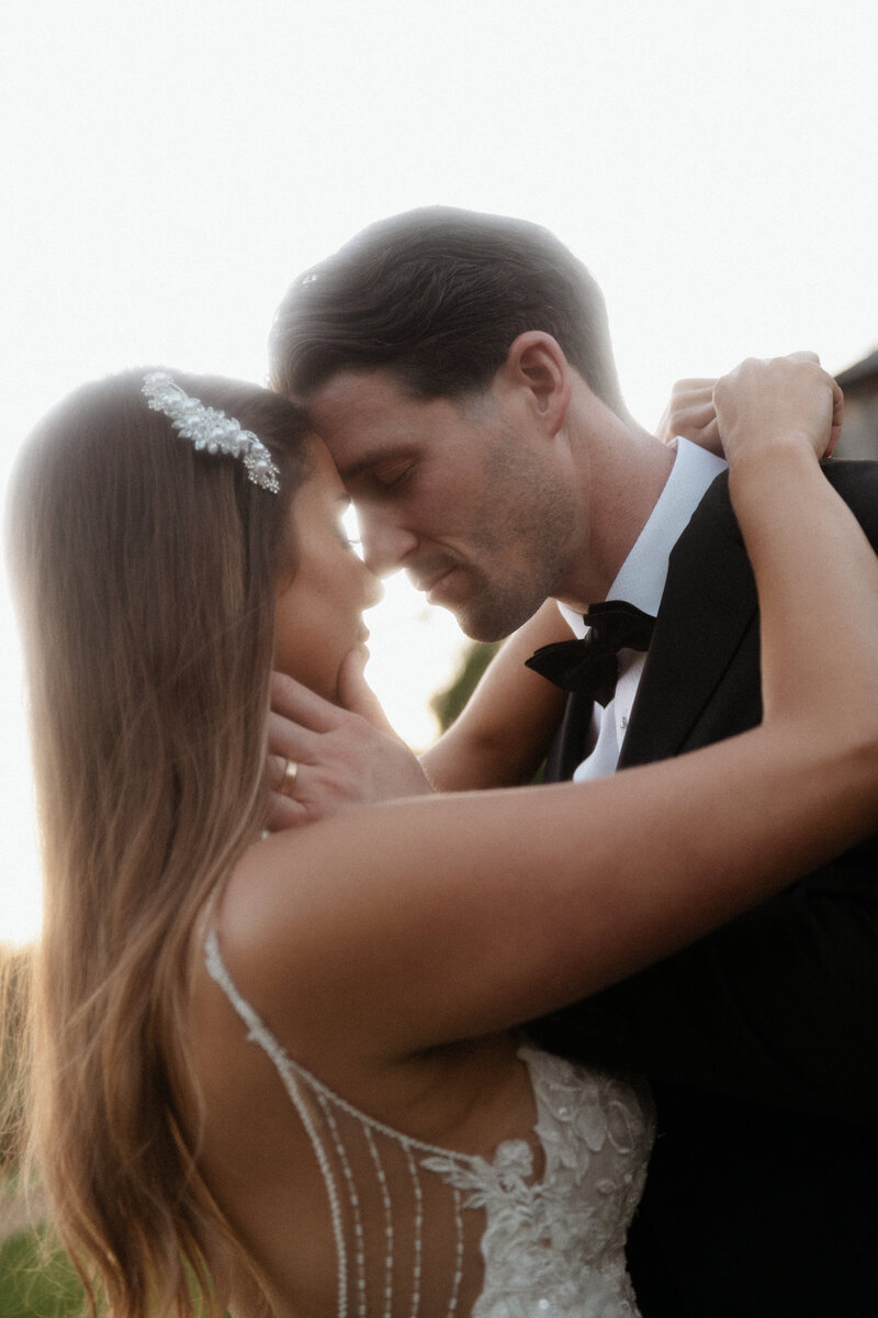 Ali and Tom - Wedding Preview - Luxe Summer Wedding in QC-103