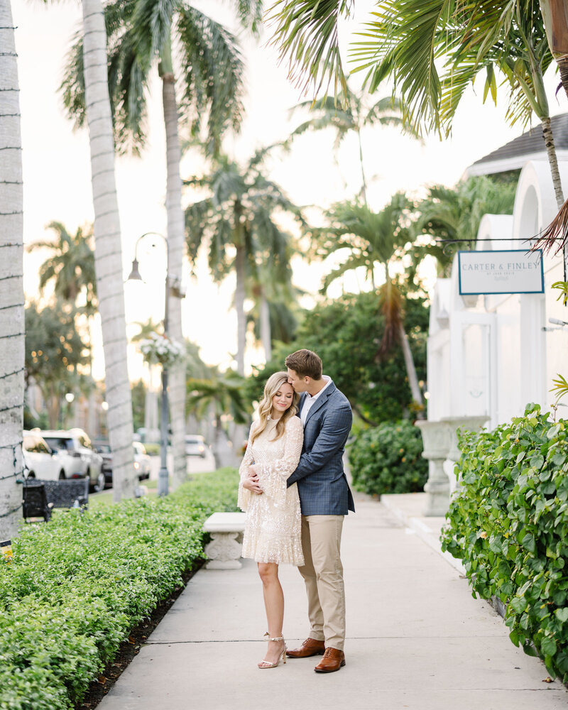 17 Naples-Florida-downtown-engagement-photographer-luxury-wedding