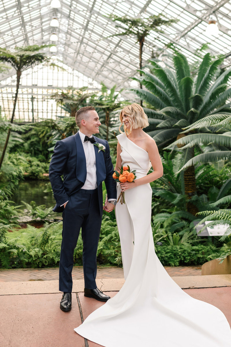 garfield-park-conservatory-chicago-wedding-the-paper-elephant-0021
