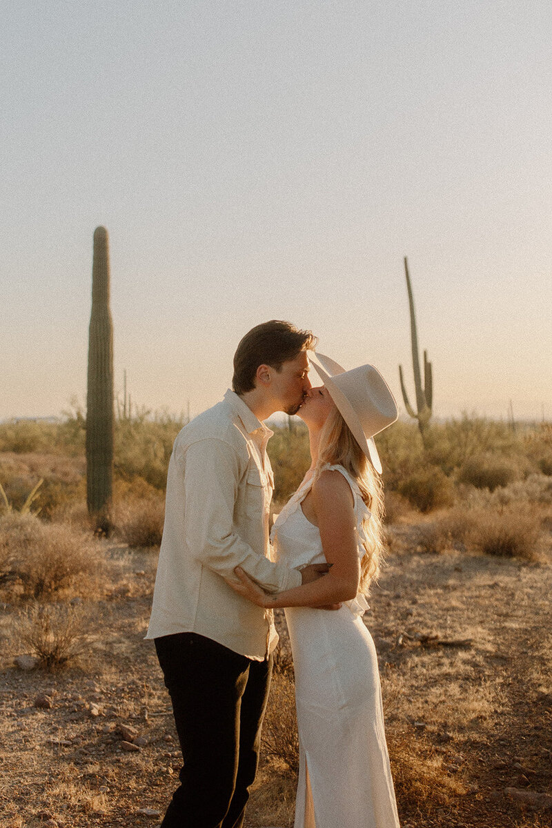 jami-oliver-engagement-session-taylorraephotofilm-122_websize