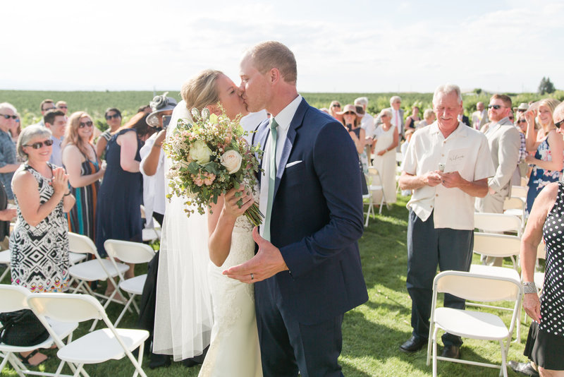 Caitlin + Ben Winery Wedding | Tin Sparrow Events + The Ganeys Photography
