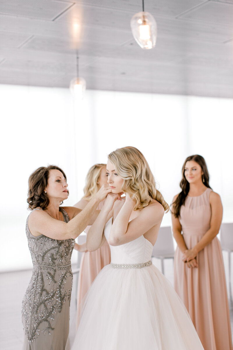 033-2018May26-NelsonAtkinsWedding-JanaMarie-0223