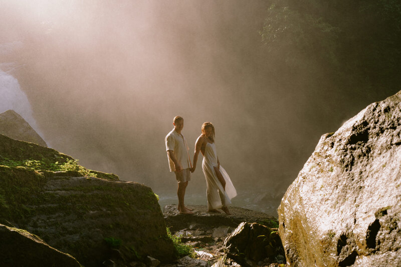Elopements Costa Rica  Nauyaca water (5 of 8)