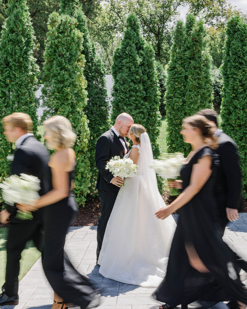 32 Hutton-House-Summer-Wedding-Party