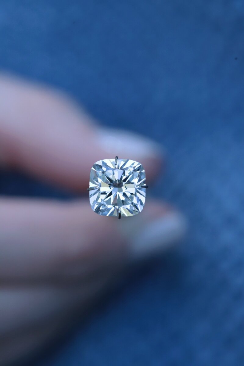 cushion cut loose diamond