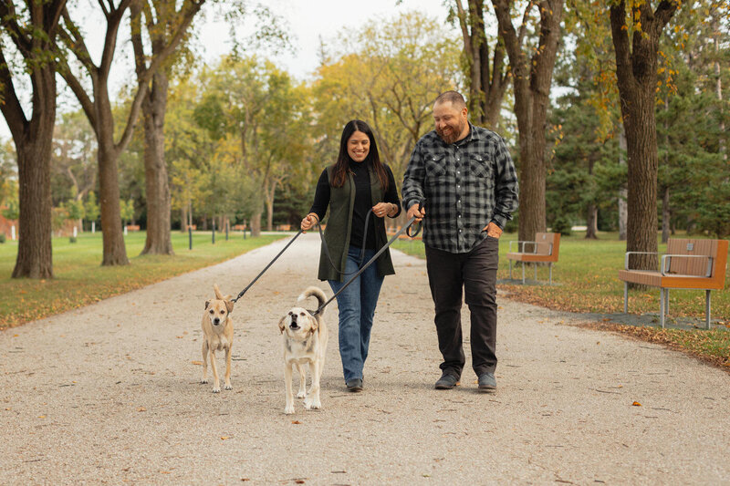 golden hour family photos at Assiniboine Forest
