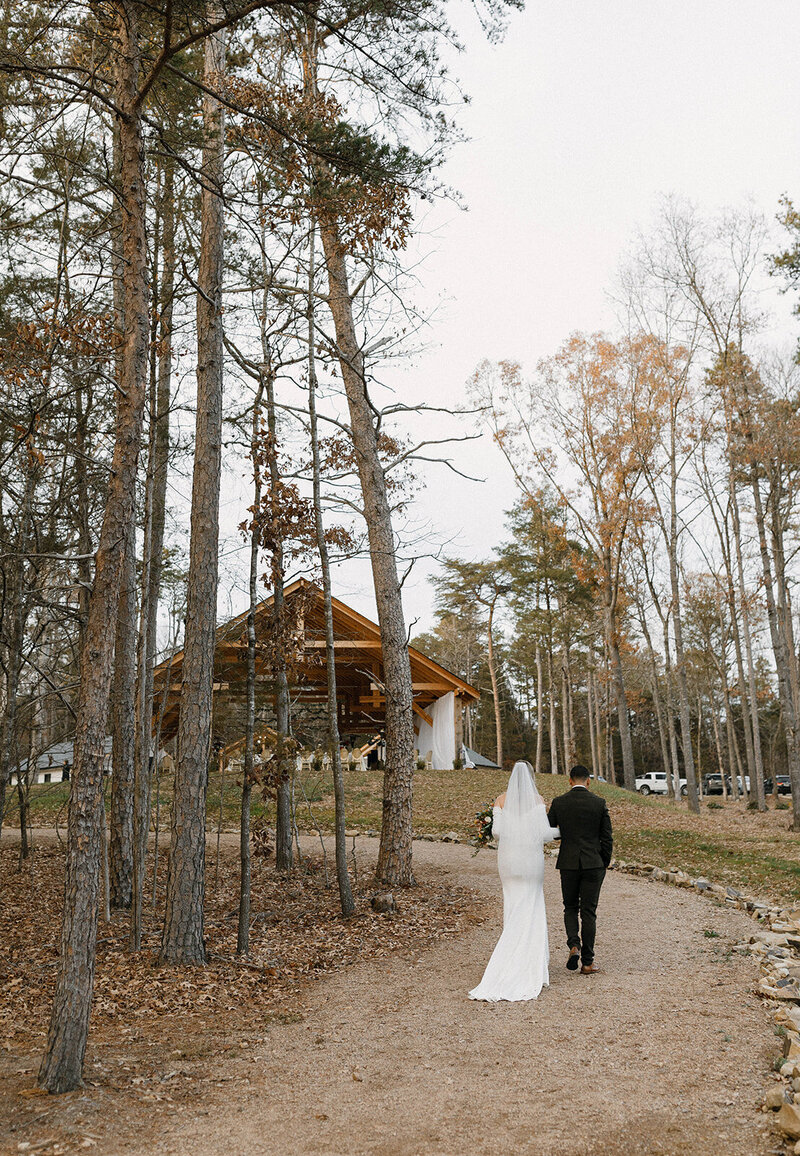 outdoor farmhouse wedding venue charlotte