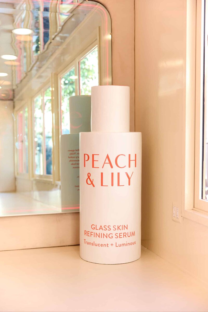 Peach-and-Lily-Life-Size-Prop-scaled