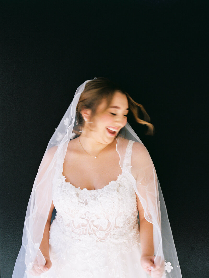 Wedding Photographer in College Station, TX. | Analisa Renae Photography