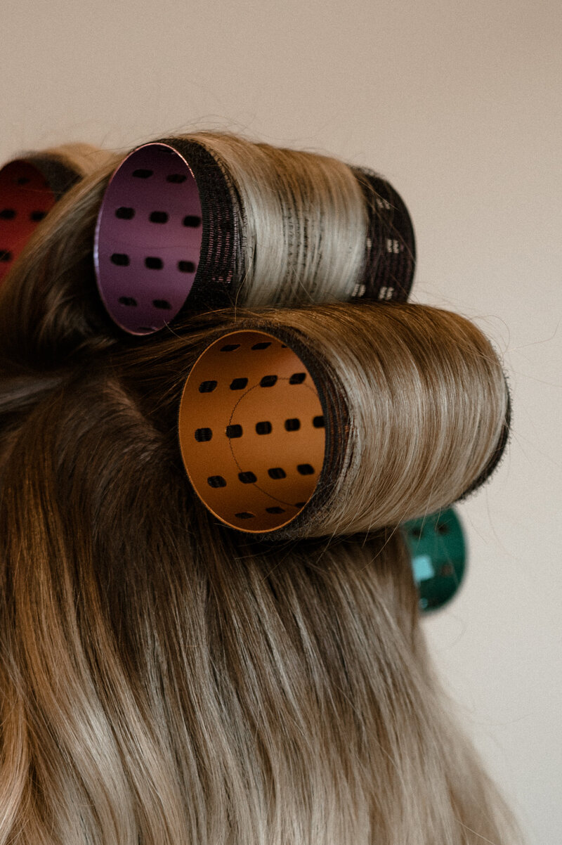 Book your quick, budget-friendly service today. Cut, color, style, event, express.
