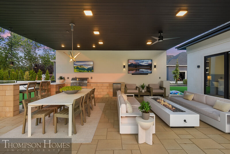 Thompson-Homes-Axis-Modern-Idaho-Luxury-Custom-Home-Builder-23
