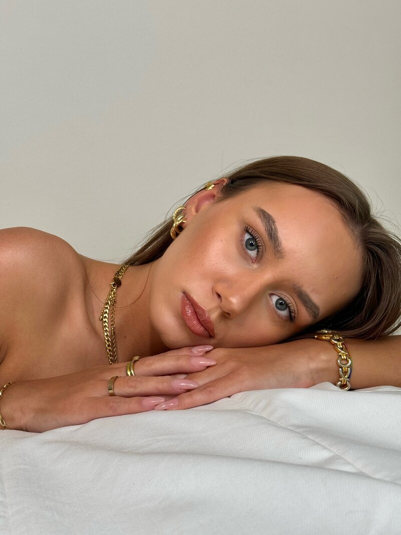 Facetune_07-03-2024-15-29-44